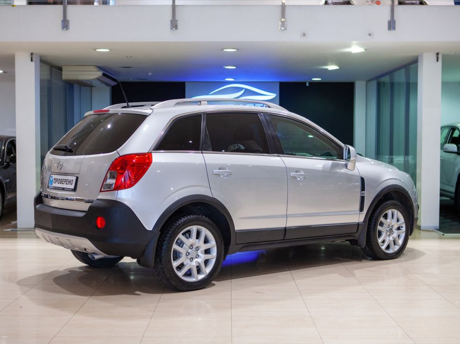 Opel Antara, 2.2 л, МТ, 2013 фото 4