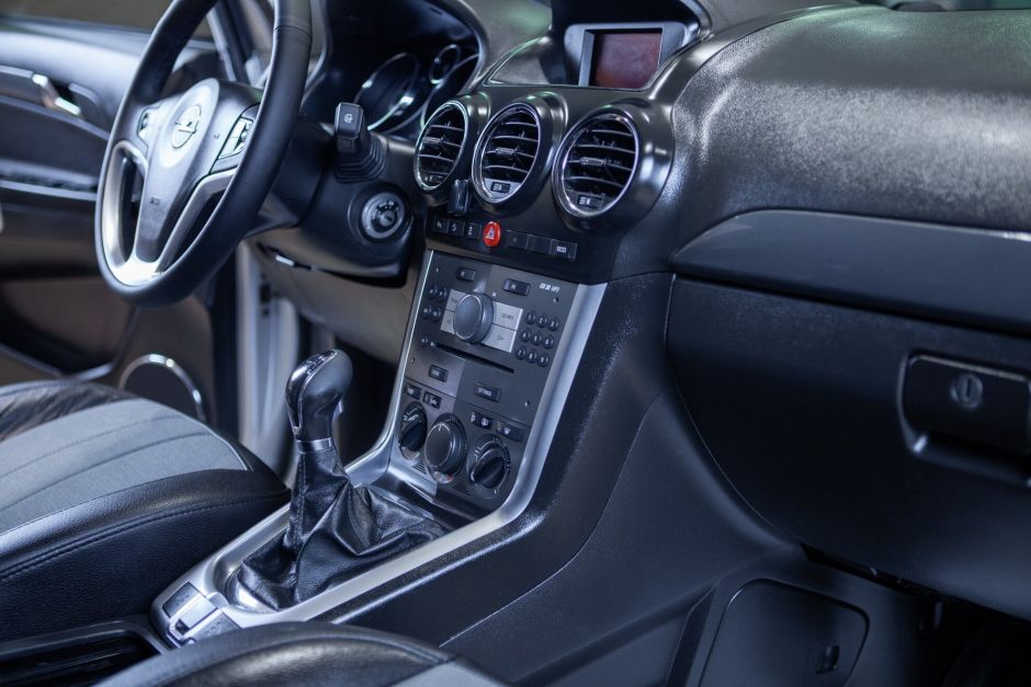 Opel Antara, 2.2 л, МТ, 2013 фото 12