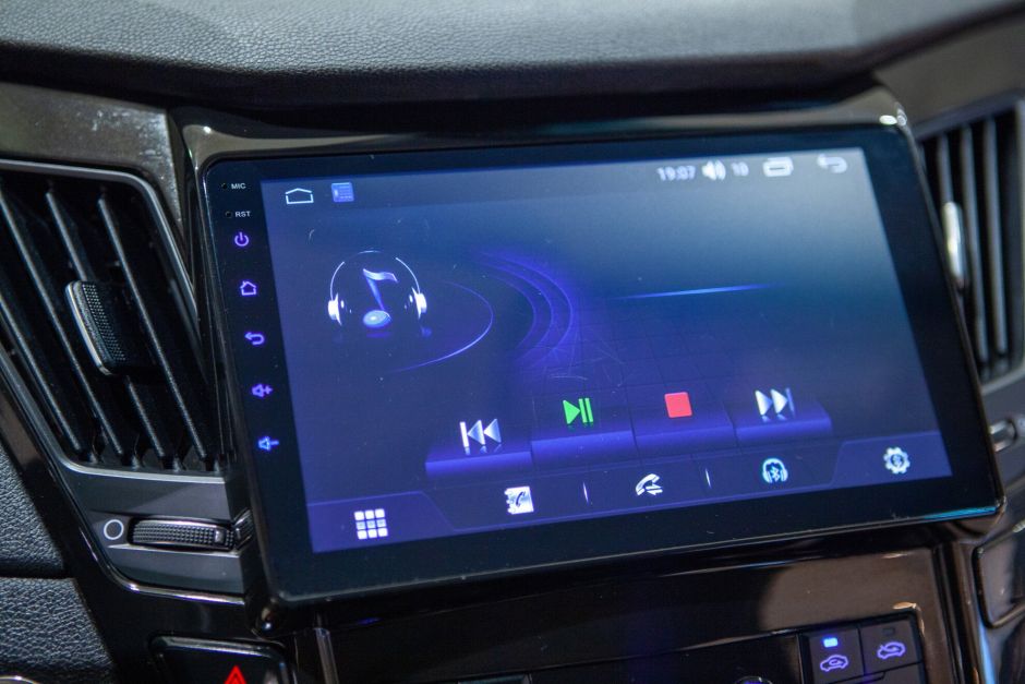 Hyundai Sonata, 2.0 л, АТ, 2011 фото 17