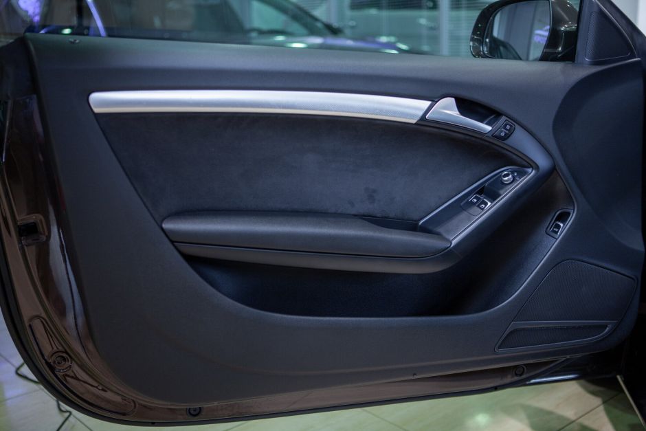 Audi A5, 1.8 л, Вариатор, 2013 фото 11