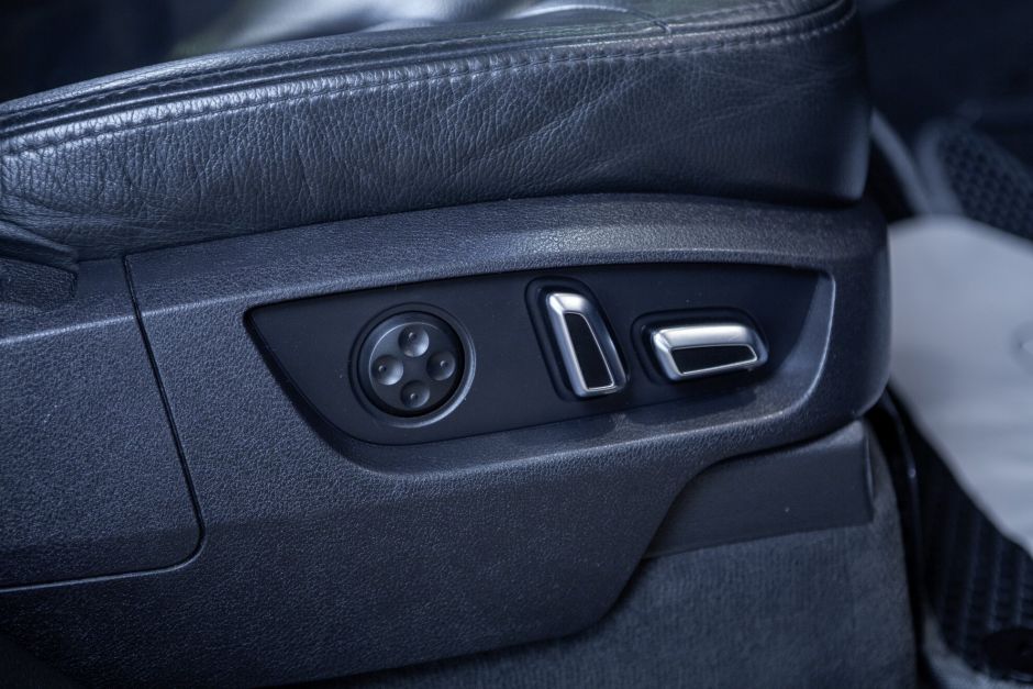 Audi Q7, 3.0 л, АТ, 2010 фото 2