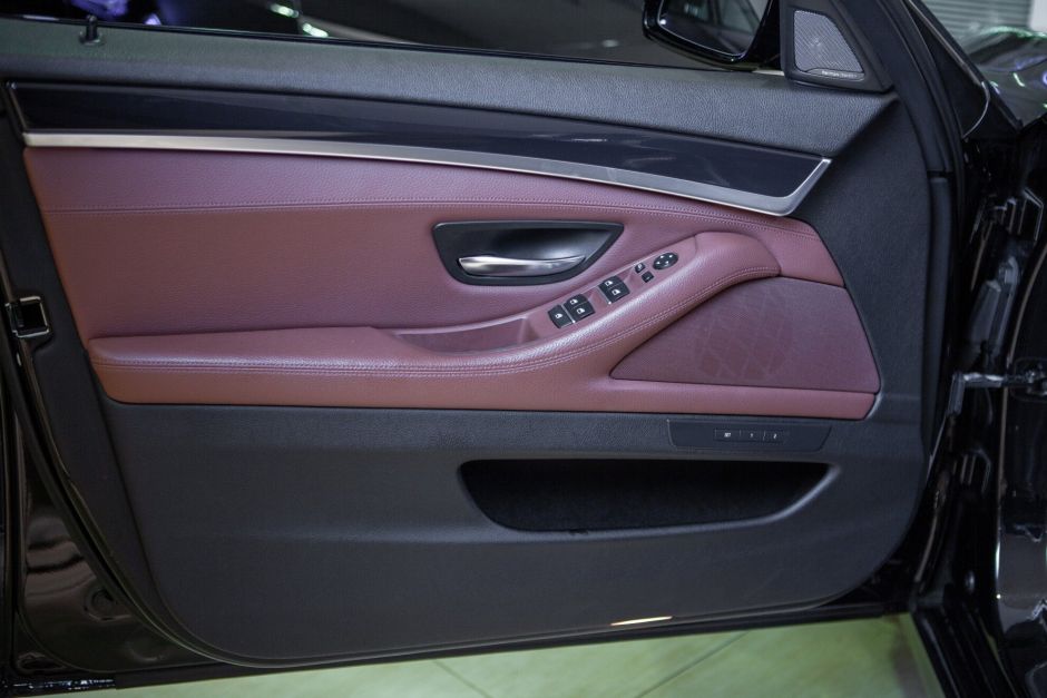 BMW 5 серия, 2.0 л, АТ, 2016 фото 10