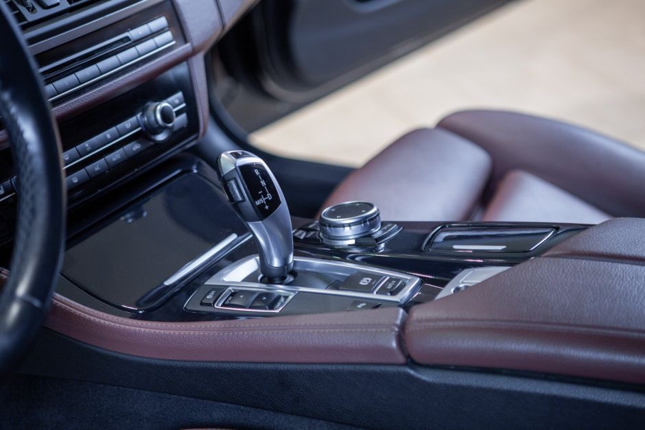 BMW 5 серия, 2.0 л, АТ, 2016 фото 16