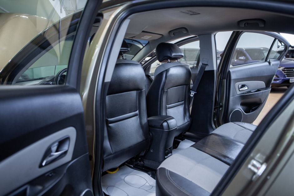 Chevrolet Cruze, 1.8 л, АТ, 2013 фото 8