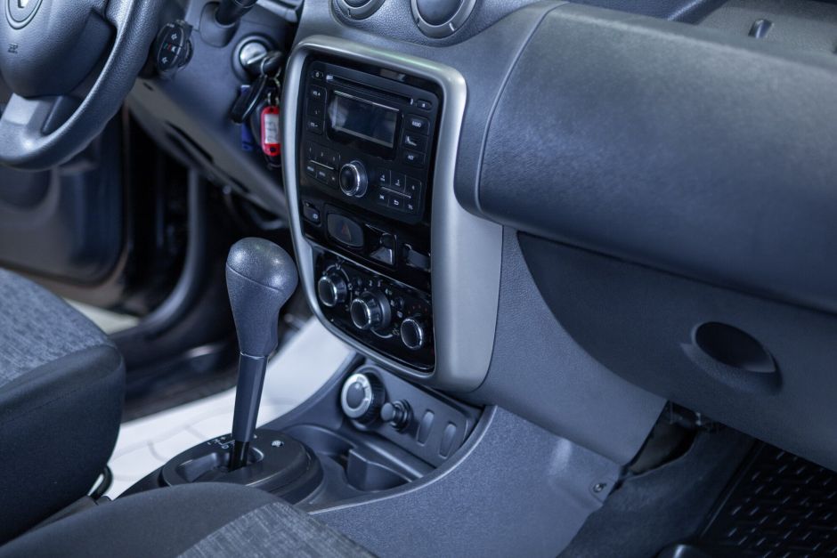 Renault Duster, 2.0 л, АТ, 2014 фото 1