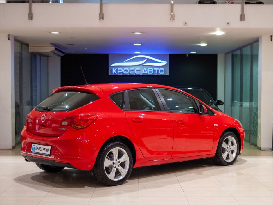 Opel Astra, 1.4 л, АТ, 2012 фото 4