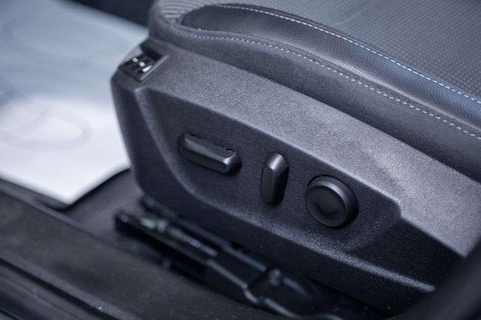 Opel Insignia, 2.0 л, АТ, 2012 фото 12