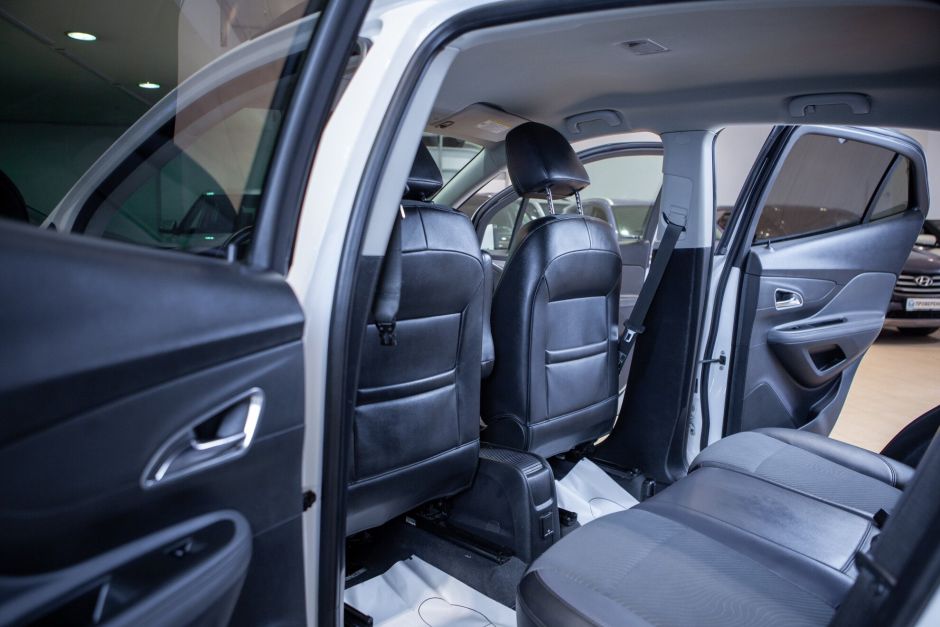 Opel Mokka, 1.8 л, АТ, 2012 фото 8