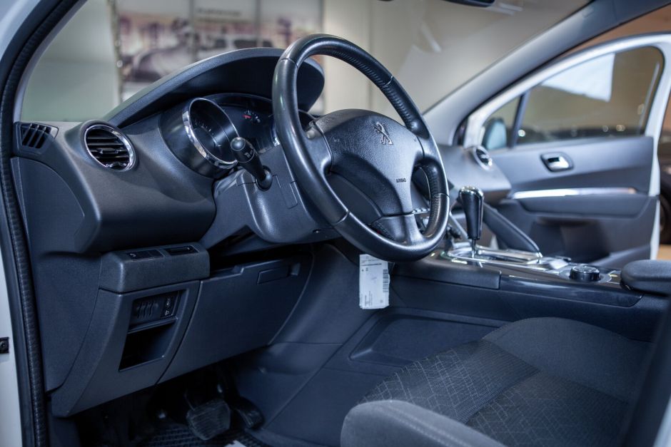 Peugeot 3008, 1.6 л, АТ, 2016 фото 12