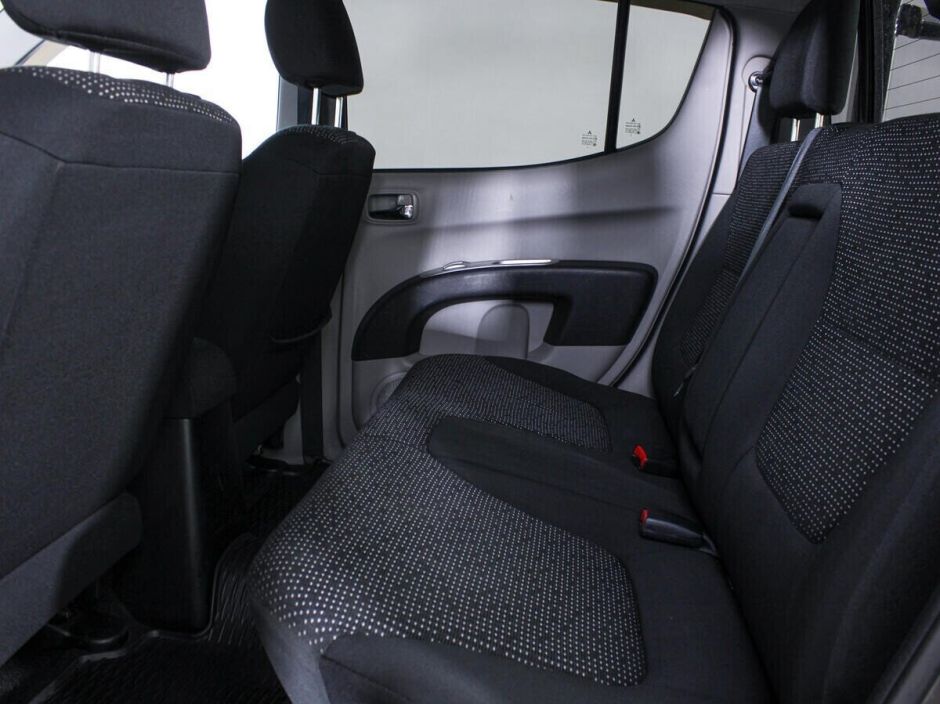 Mitsubishi L200, 2.5 л, АТ, 2012 фото 1