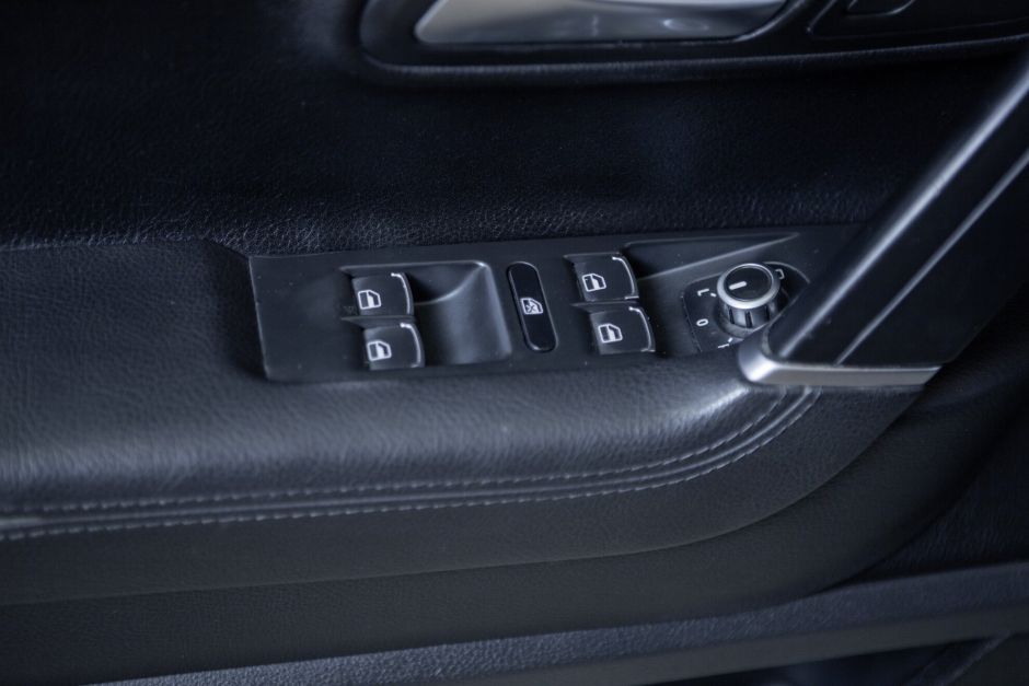 Volkswagen Passat CC, 1.8 л, Робот, 2010 фото 10