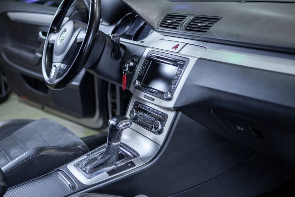 Volkswagen Passat CC, 1.8 л, Робот, 2010 фото 1