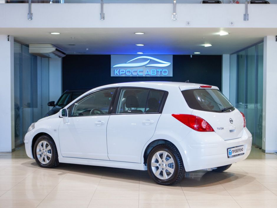 Nissan Tiida, 1.6 л, АТ, 2011 фото 6