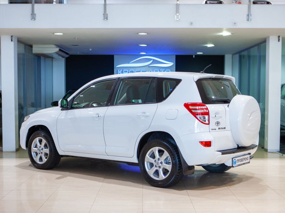 Toyota RAV4, Вариатор, 2010 фото 6