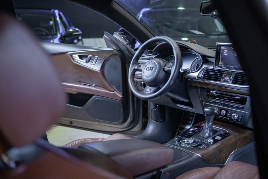 Audi A7, Робот, 2011 фото 7