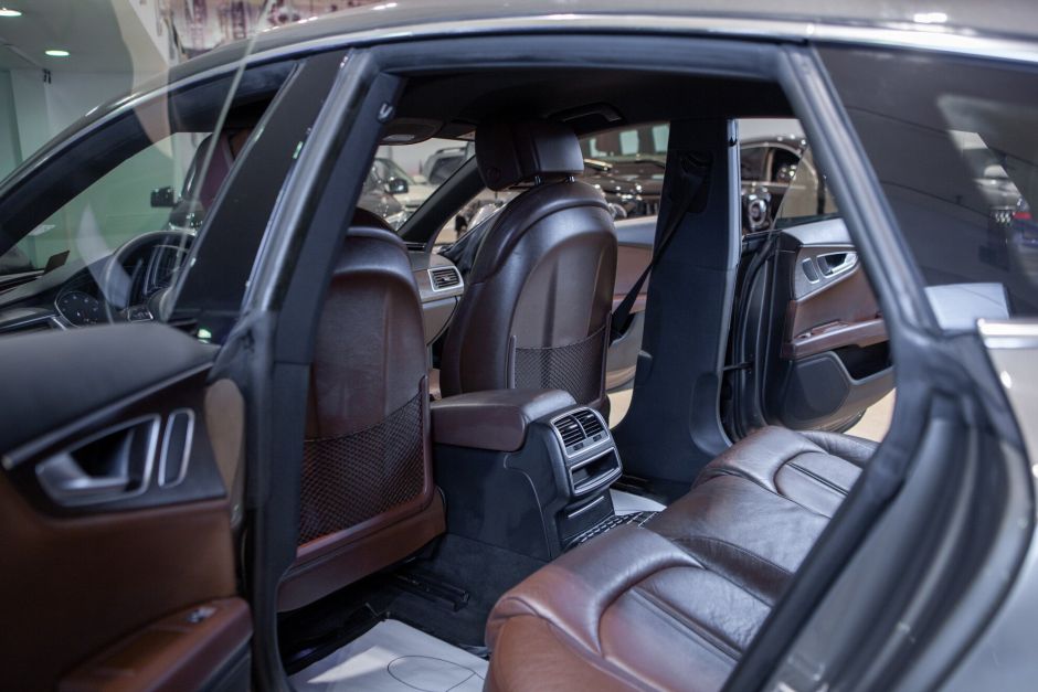 Audi A7, Робот, 2011 фото 8