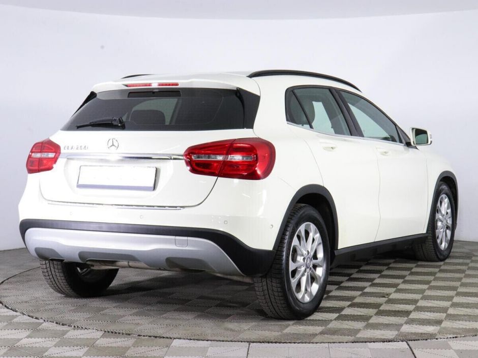 Mercedes-Benz GLA, 1.6 л, Робот, 2014 фото 4
