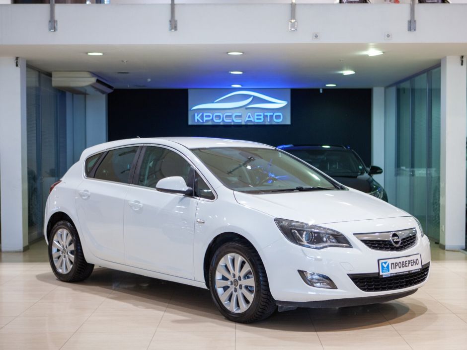 Opel Astra, АТ, 2011 фото 5