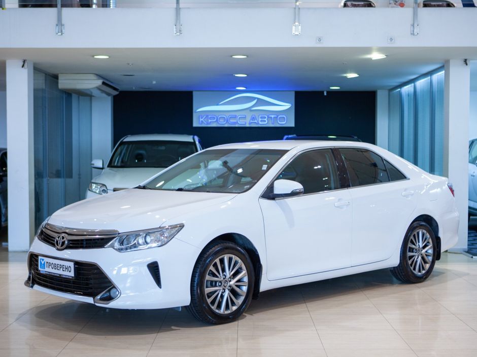 Toyota Camry, АТ, 2015 фото 3