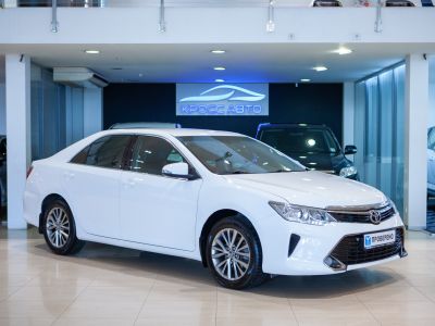 Toyota Camry, АКПП, 2015 фото 5