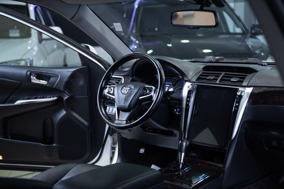 Toyota Camry, АТ, 2015 фото 9