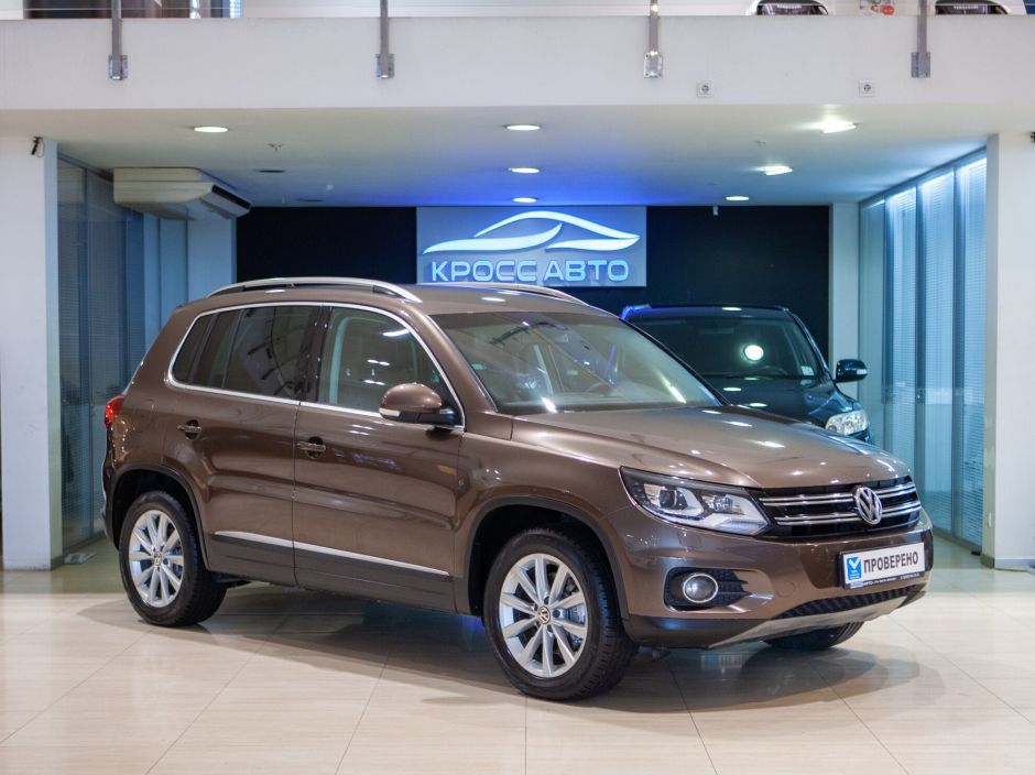 Volkswagen Tiguan, АТ, 2015 фото 5