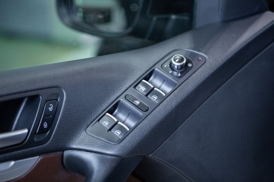 Volkswagen Tiguan, АТ, 2015 фото 11