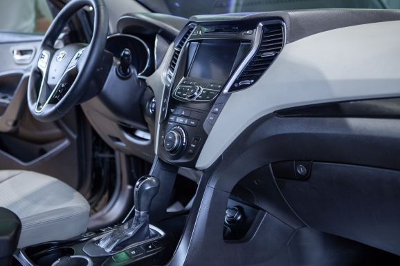 Hyundai Santa Fe, АТ, 2013 фото 14