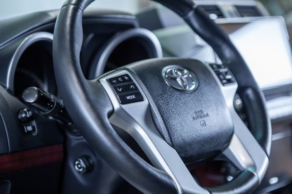 Toyota Land Cruiser Prado, АТ, 2015 фото 9