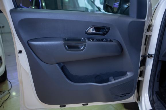 Volkswagen Amarok, АТ, 2012 фото 2