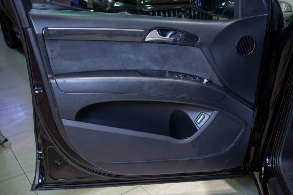 Audi Q7, АТ, 2012 фото 10