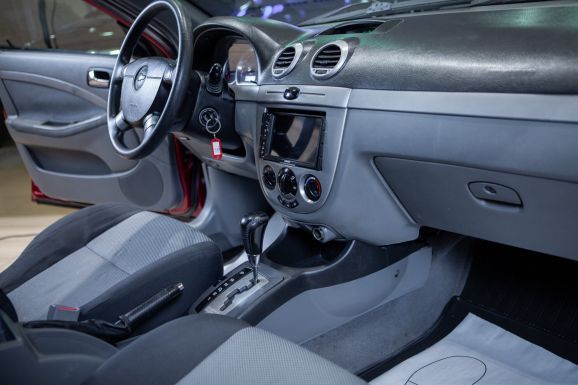 Chevrolet Lacetti, АТ, 2011 фото 2