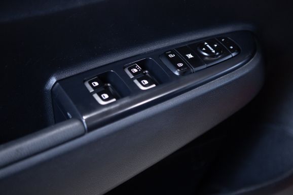 Kia Rio, АТ, 2017 фото 12