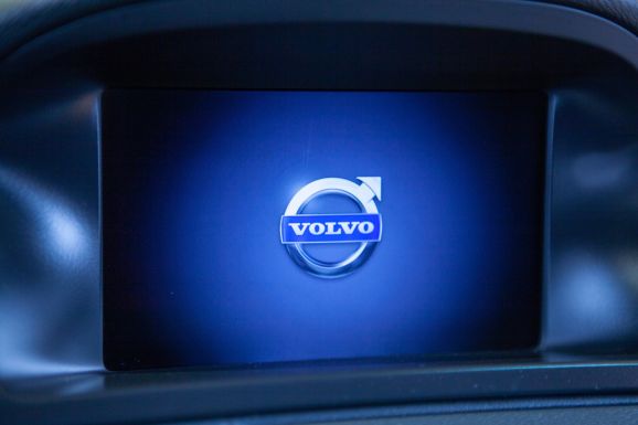 Volvo XC70, АТ, 2012 фото 2