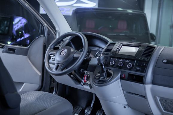 Volkswagen Caravelle, МТ, 2012 фото 10