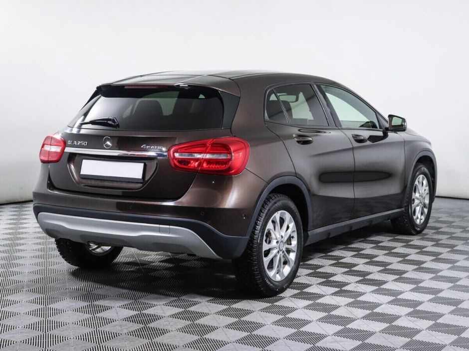 Mercedes-Benz GLA, 2.0 л, Робот, 2014 фото 4