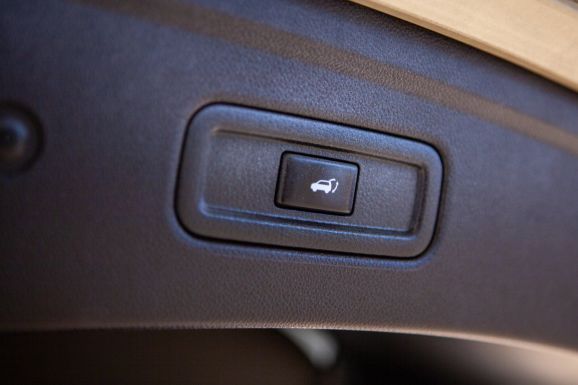 Infiniti FX37, АТ, 2013 фото 2