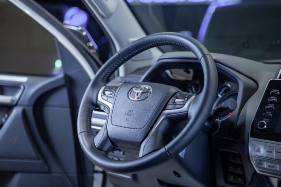 Toyota Land Cruiser Prado, АТ, 2023 фото 12