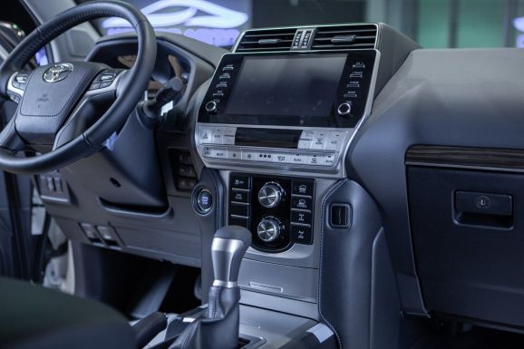 Toyota Land Cruiser Prado, АТ, 2023 фото 14