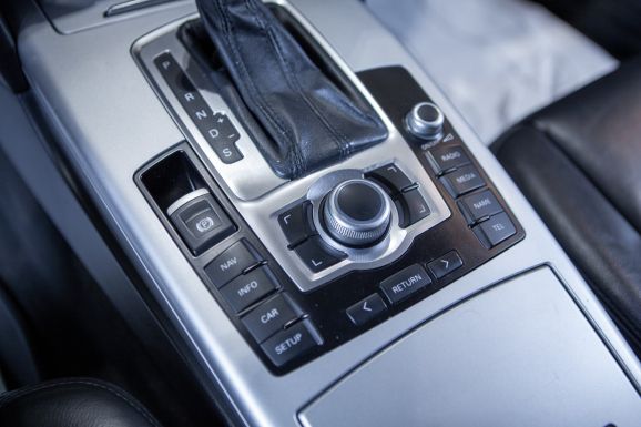 Audi A6, АТ, 2010 фото 15