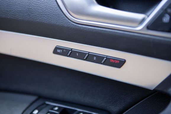 Audi A6, АТ, 2010 фото 17