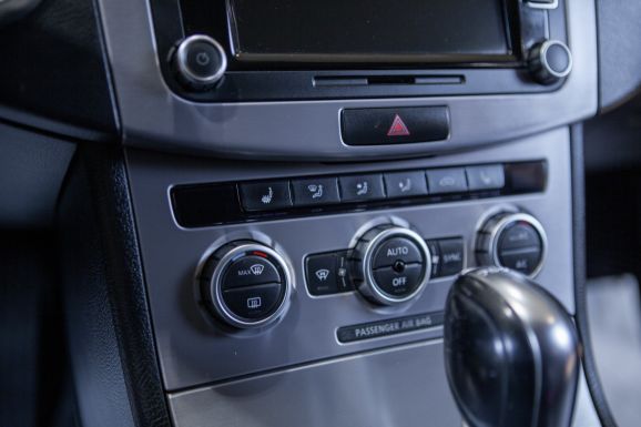 Volkswagen Passat CC, Робот, 2012 фото 13