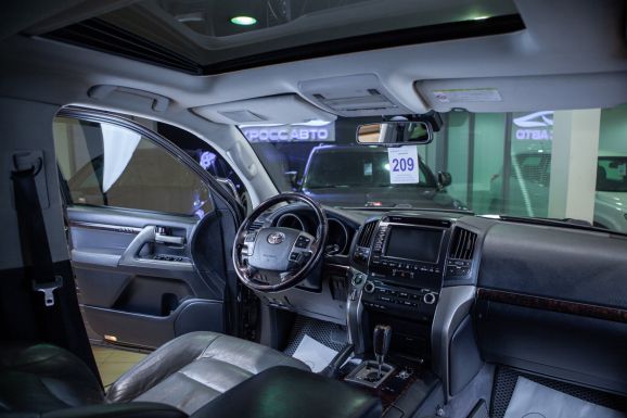 Toyota Land Cruiser, АТ, 2010 фото 7
