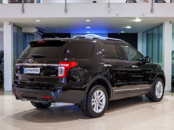 Ford Explorer, АКПП, 2012 фото 4