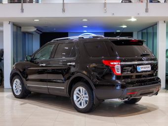 Ford Explorer, АКПП, 2012 фото 6