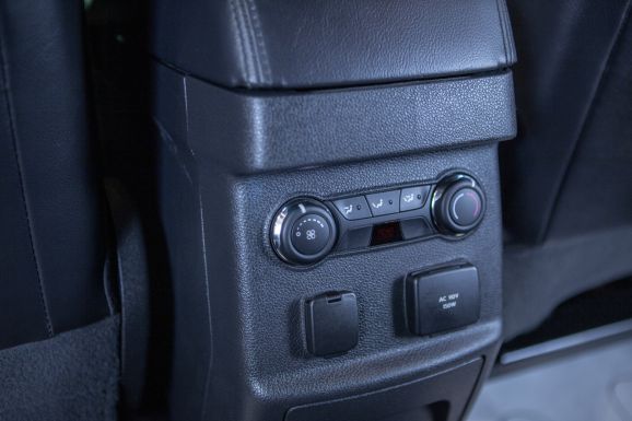 Ford Explorer, АТ, 2012 фото 9