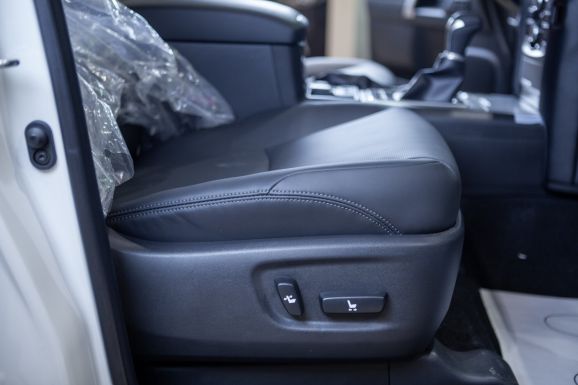 Toyota Land Cruiser Prado, АТ, 2022 фото 8