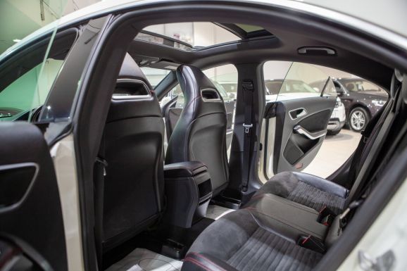 Mercedes-Benz CLA-класс, Робот, 2013 фото 10