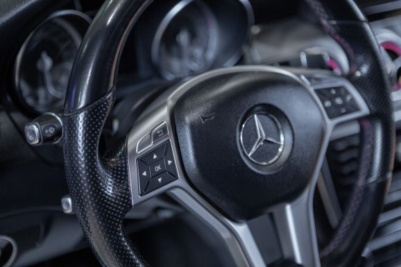 Mercedes-Benz CLA-класс, Робот, 2013 фото 12