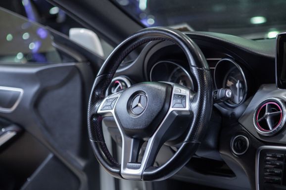 Mercedes-Benz CLA-класс, Робот, 2013 фото 16